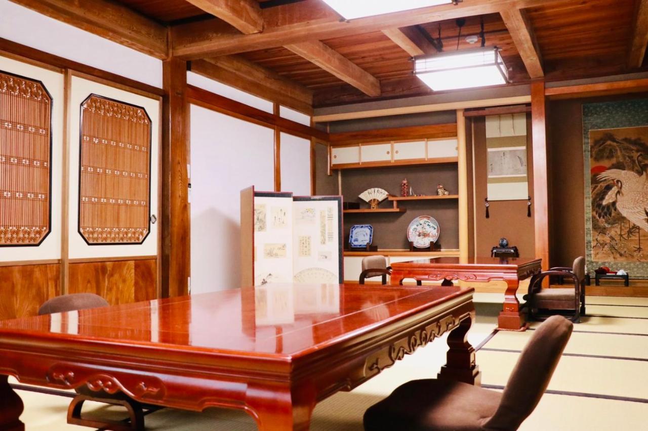 宿屋白金家 Yadoya-Shiroganeya 1日1組限定2名から8名様まで 全館貸切り 伝統的建造物の旅籠宿 Traditional Culture Experience Nagano Exterior foto